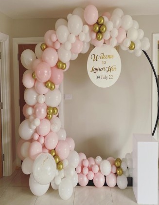 Hen Half Balloon arch